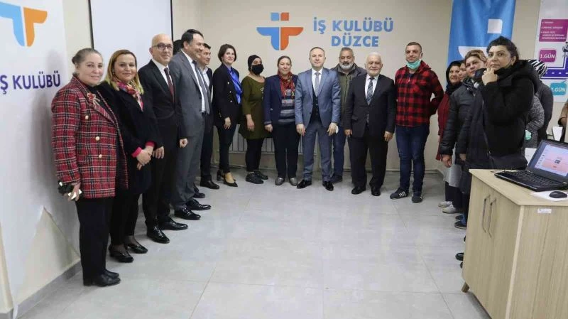 Roman vatandaşlara kariyer planlama eğitimi verildi
