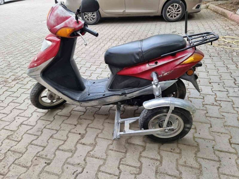 Engelli vatandaşın “elim ayağım” dediği motosikletini çaldılar
