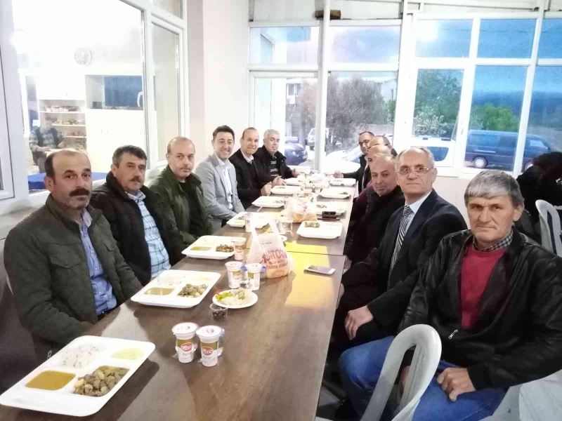 Bandırma Belediye Başkanı iftarda kırsal mahalle halkıyla buluştu
