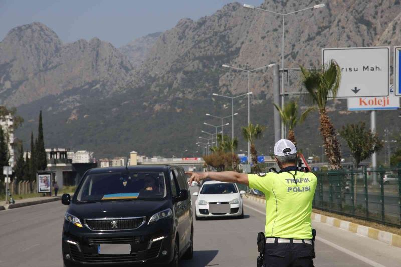 Antalya’da 670 personelle Türkiye Güven Huzur Uygulaması
