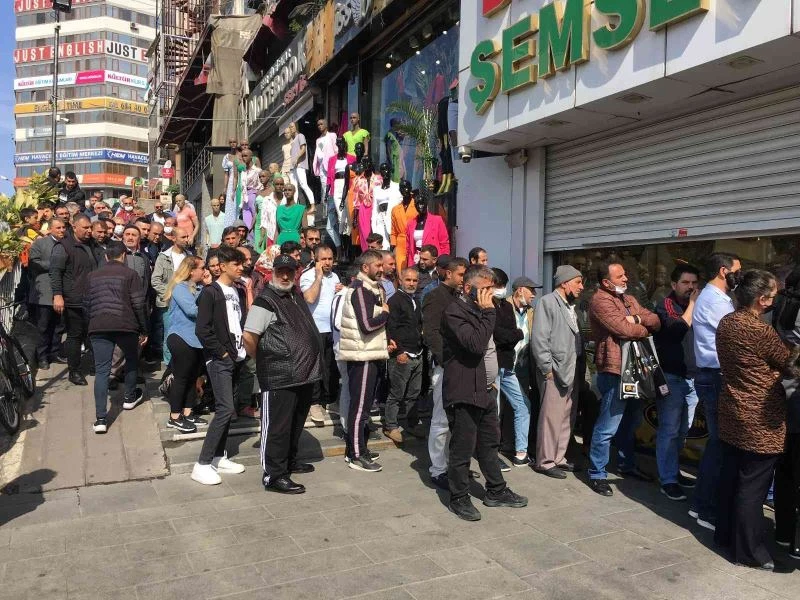 Şirinevler’de bayram öncesi metrelerce 