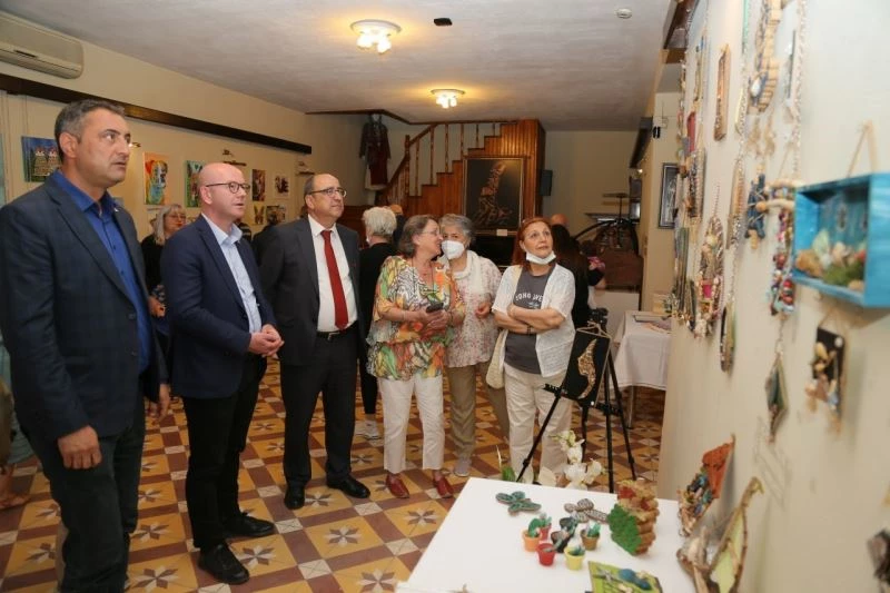 Yaşamdan Renkler sergisi açıldı
