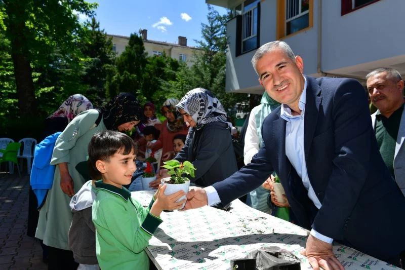 Anneler Günü duygusal anlara sahne oldu
