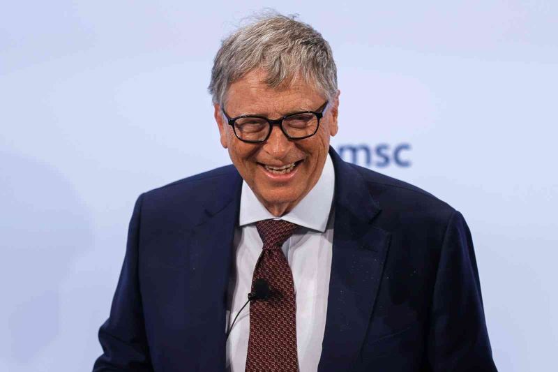 Bill Gates korona virüse yakalandı
