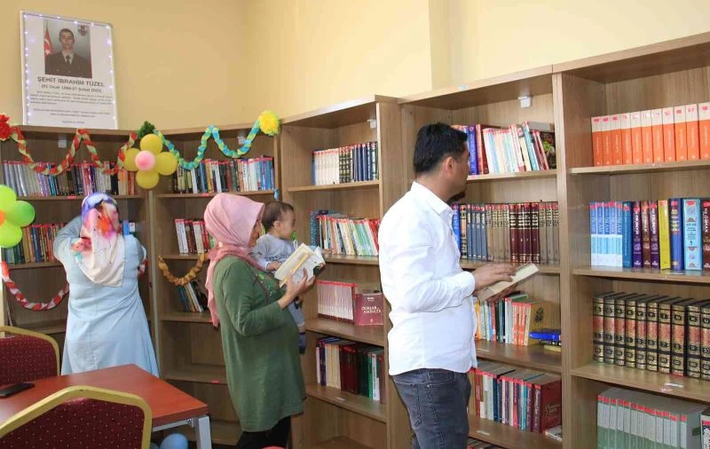 İdlib şehidi İbrahim Tüzel’in ismi kütüphaneye verildi
