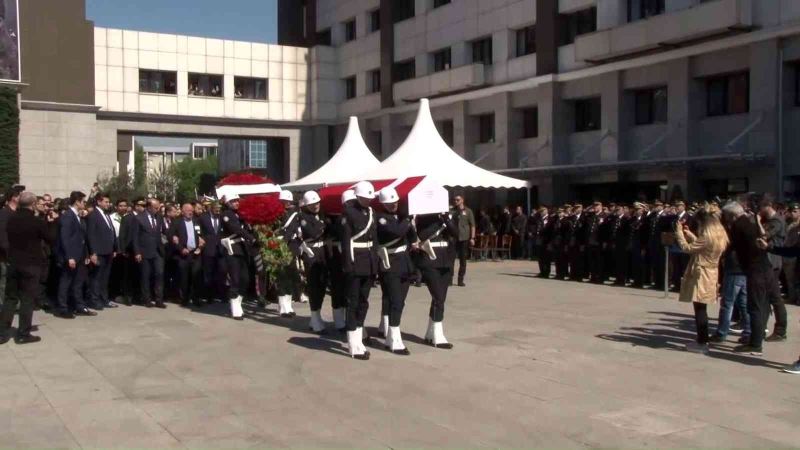 Şehit polis memuru Hüseyin Duman için İstanbul Emniyeti’nde tören
