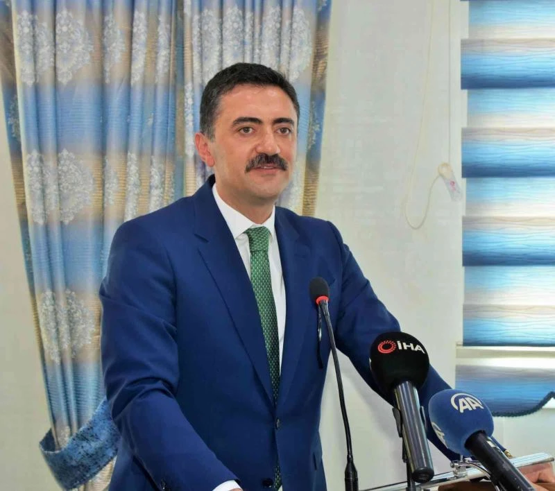 Vali Tekbıyıkoğlu: 