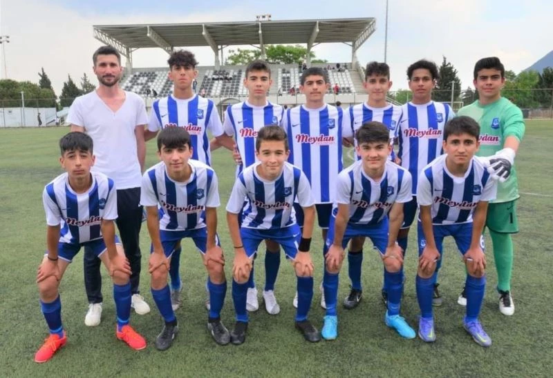 Yunusemre’nin U14’leri play off turunda
