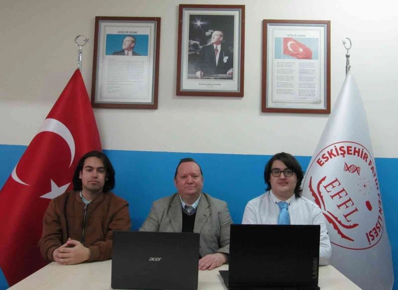 ‘Alternatif Enerji Kaynaklarının Verimli Kullanımı’ konulu kimya projeleri ile Türkiye birincisi oldular
