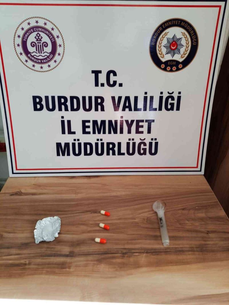 Burdur’da 15 günde 8 kişiye uyuşturucu suçlarından işlem yapıldı
