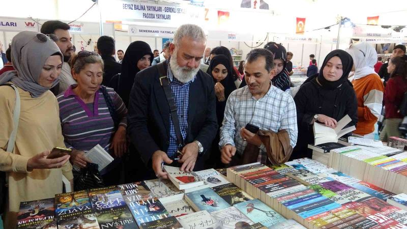 Sorgun Kitap Fuarı kapılarını kitapseverlere açtı
