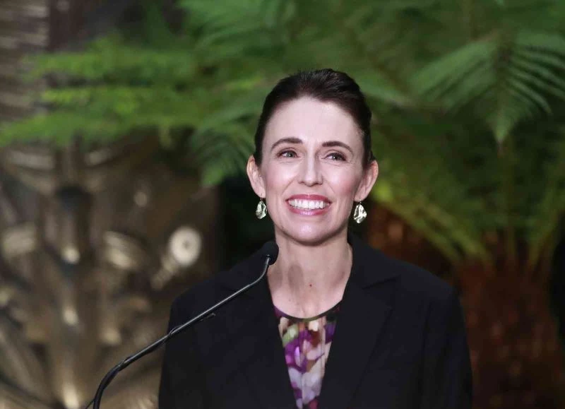 Yeni Zelanda Başbakanı Ardern Covid-19’a yakalandı
