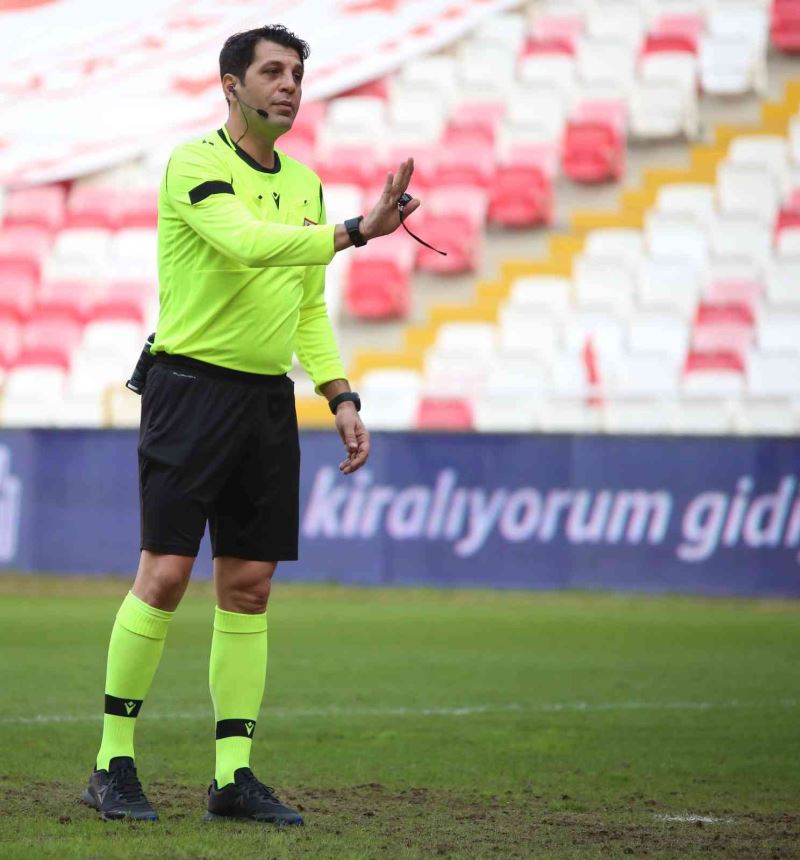 Giresunspor - Başakşehir maçının VAR’ı Mustafa Öğretmenoğlu