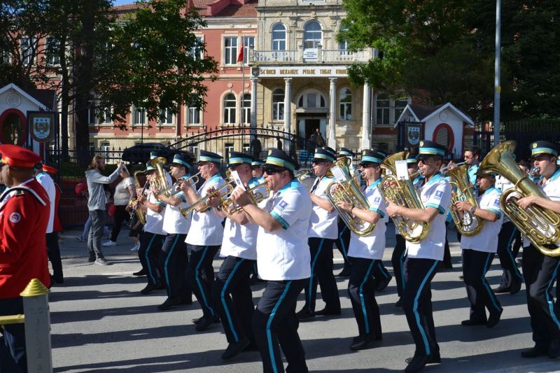 Festivalin yıldızı Bursa bandosu
