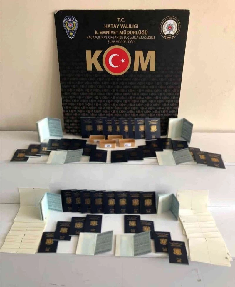 Hatay’da sahte pasaport operasyonu
