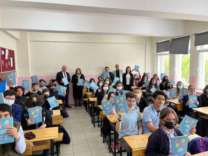  Öğrenci ve velileri büyük bir yükten kurtuldu
