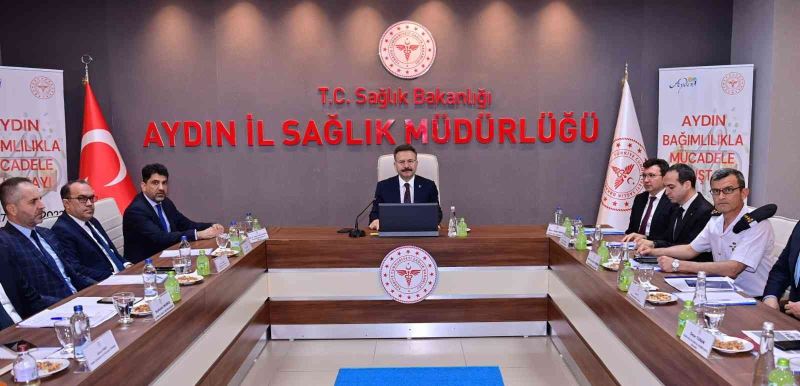 Aydın’da “Ben Olsaydım” temalı Bağımlılıkla Mücadele Çalıştayı yapıldı
