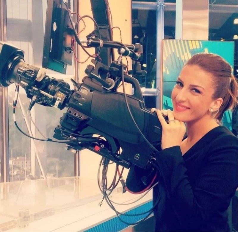 Kansere yenik düşen gazeteci Özlem Sarıkaya Yurt son yolculuğuna uğurladı
