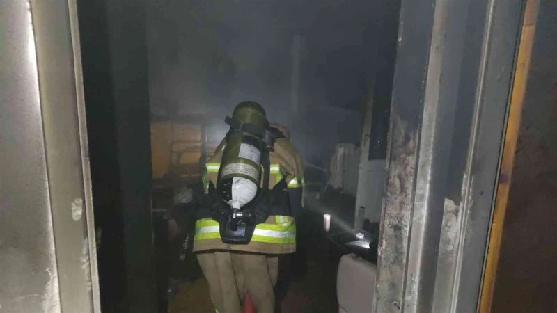 Yalnız yaşayan adam yangında ağır yaralanmıştı bu sabah hayatını kaybetti
