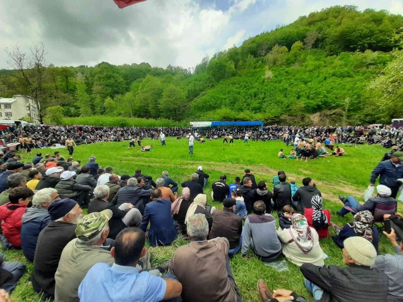 Kumru’da gelenek bozulmadı
