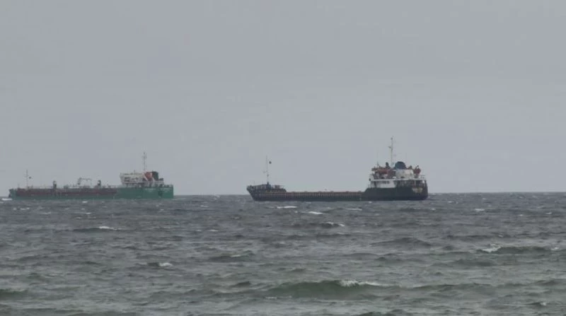 Marmara Denizi ulaşımına poyraz engeli
