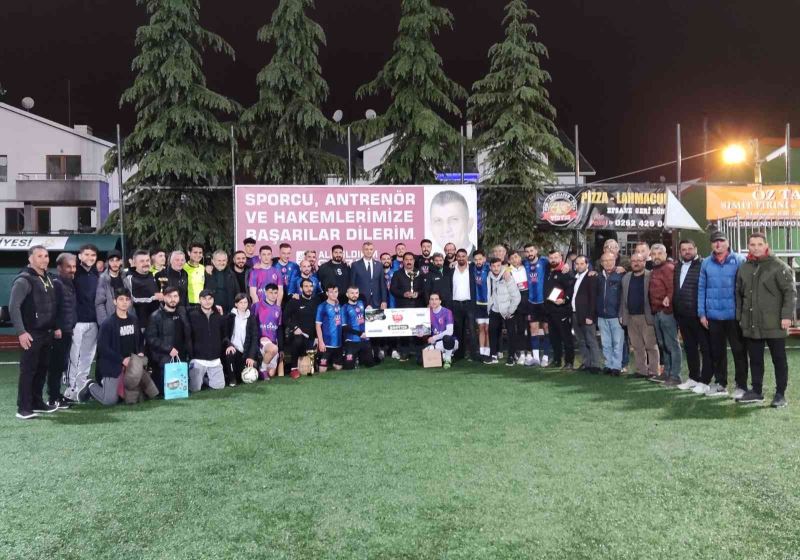 Gölcük Belediyesi 21. Geleneksel Futbol Şöleni’nde şampiyon belli oldu
