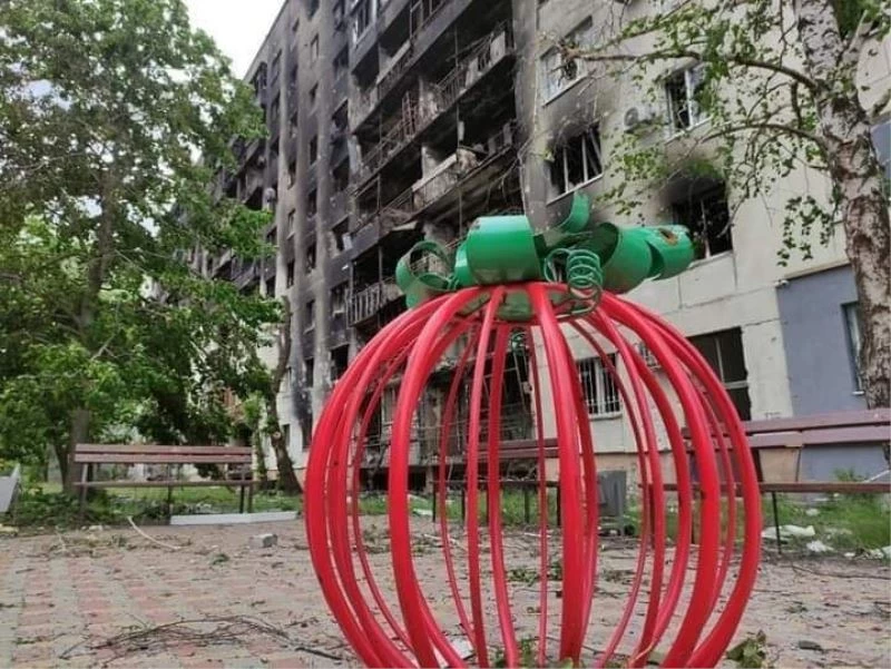 Rusya, Luhansk’ı vurdu: 13 ölü
