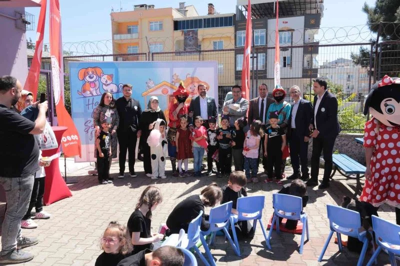 Minik kalplerdeki hayvan sevgisi ödüllü projeyle güçlendirildi
