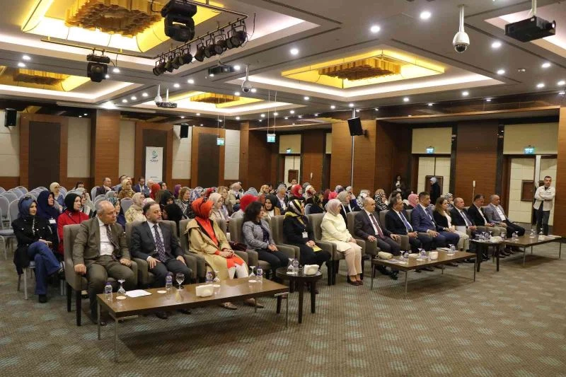 Vali Dağlı: “Birçok olumsuz konunun nedeni aile kavramının dejenerasyonundan kaynaklı”
