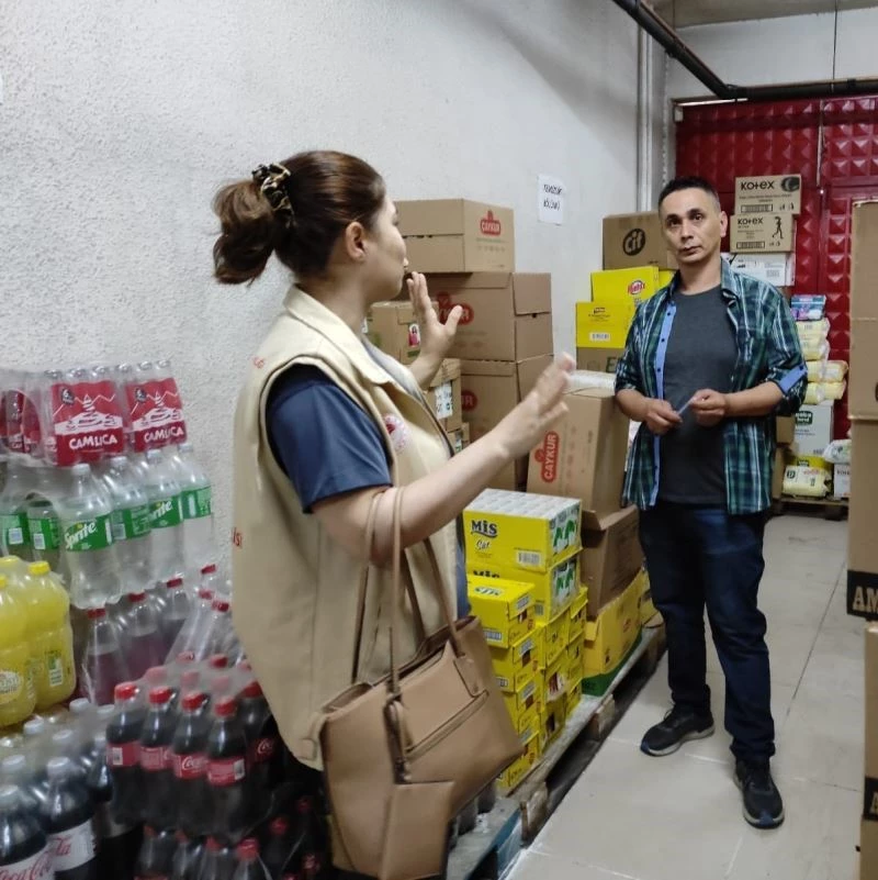 Efeler’de fahiş fiyat ve stokçuluğa geçit verilmiyor
