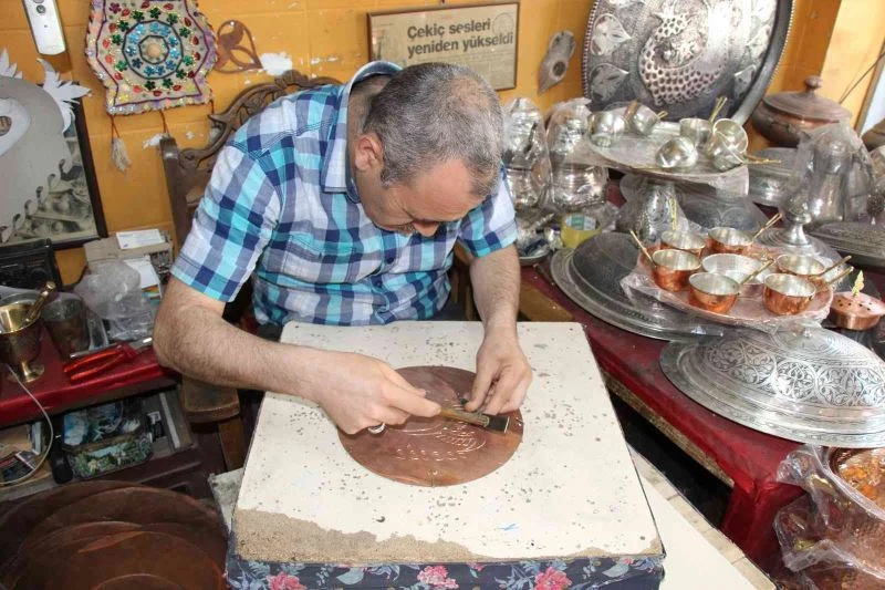 Bakır işlemeciliği müzikle buluşunca ritimle vuran çekiç sesleri ortaya çıktı
