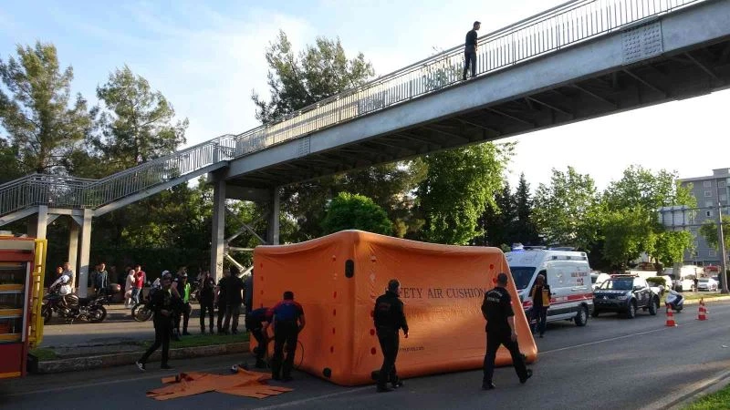 Bir yılda 5 defa intihar teşebbüsünde bulundu
