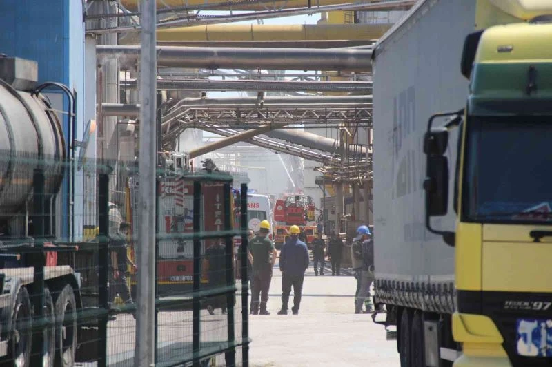 Fabrikada buhar kazanı bakımı yapıldığı sırada patlama meydana geldi: 2 yaralı
