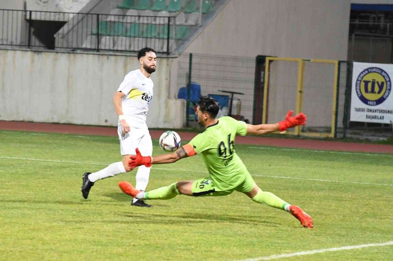 TFF 2. Lig: Tarsus İdman Yurdu: 1 - Karacabey Belediyespor: 4  (Penaltılar)