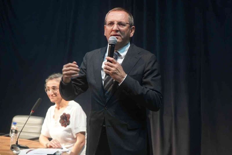 Başkan Ergin; “Ayvalık’ın UNESCO’nun kalıcı listesinde yer alması konusunda kararlı adımlarla yürüyoruz”
