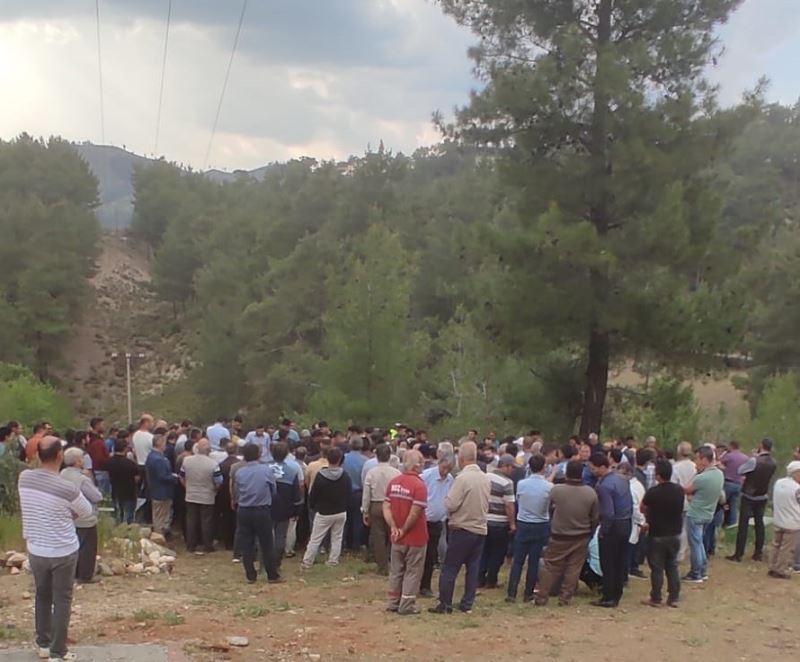 Maden ocağındaki göçükte hayatını kaybeden işçi toprağa verildi
