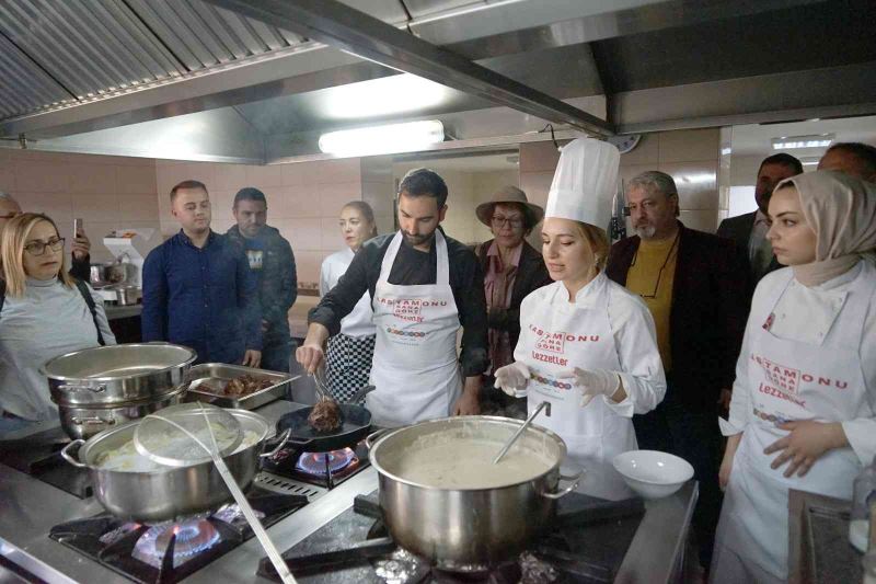 Kastamonu mutfağının lezzetleri seyahat acentelerine tanıtılıyor
