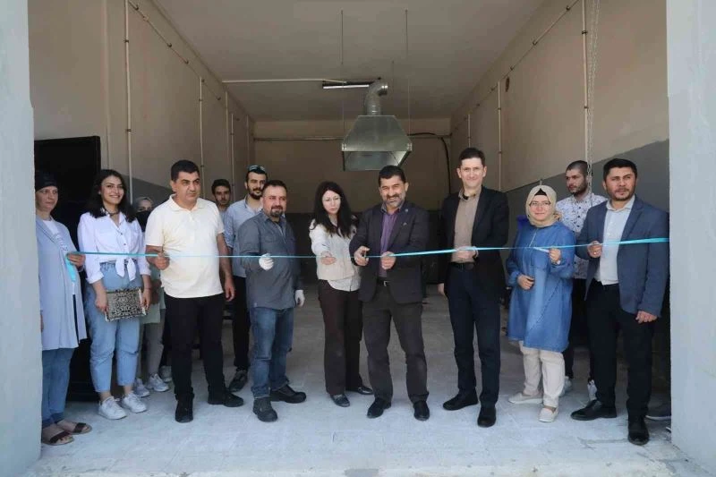 BTÜ Döküm Laboratuvarı faaliyete geçti
