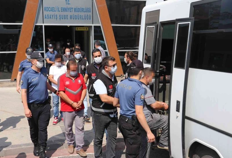 Aracında diri diri yakılan iş adamının yasak aşkına zorla getirilme kararı
