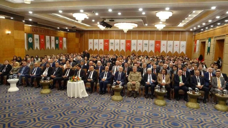 Bakan Kirişci: “Son 50 yılda; memeli, kuş, sürüngen ve balık popülasyonunun yüzde 68’i ortadan kalkmıştır”
