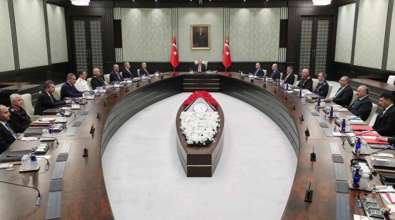 Milli Güvenlik Kurulu (MGK), Cumhurbaşkanı Recep Tayyip Erdoğan başkanlığında Cumhurbaşkanlığı Külliyesi’nde toplandı.
