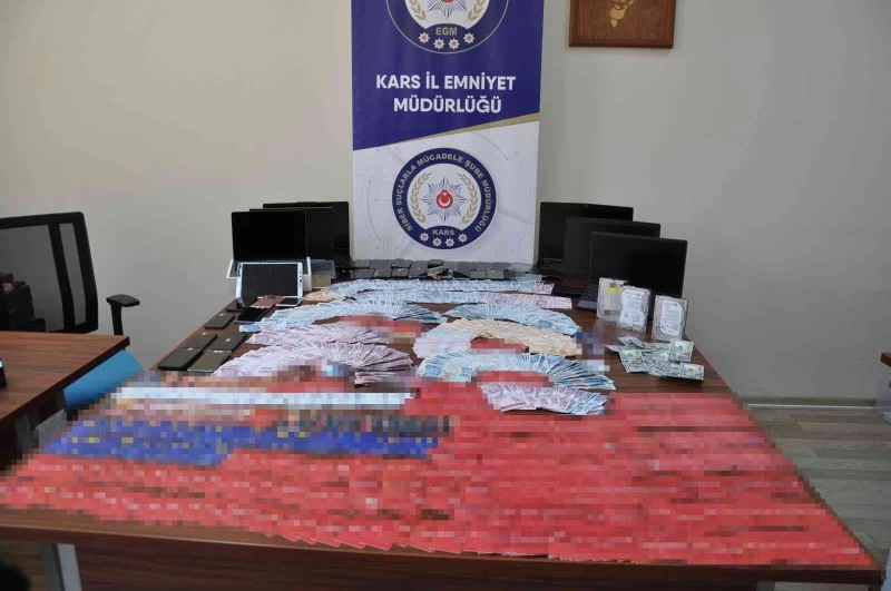 Türkiye’de ilk defa Kars’ta tespit edildi, polis ‘Kargo’ çetesini çökertti
