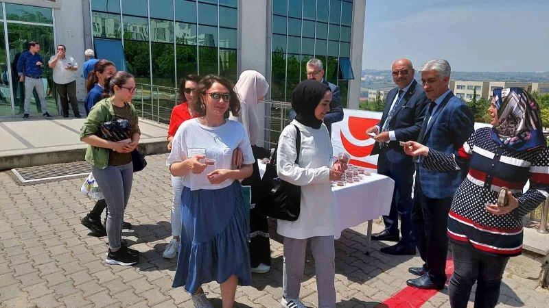 Öğrencilere ‘Hayrabolu Tatlısı’ dağıtıldı
