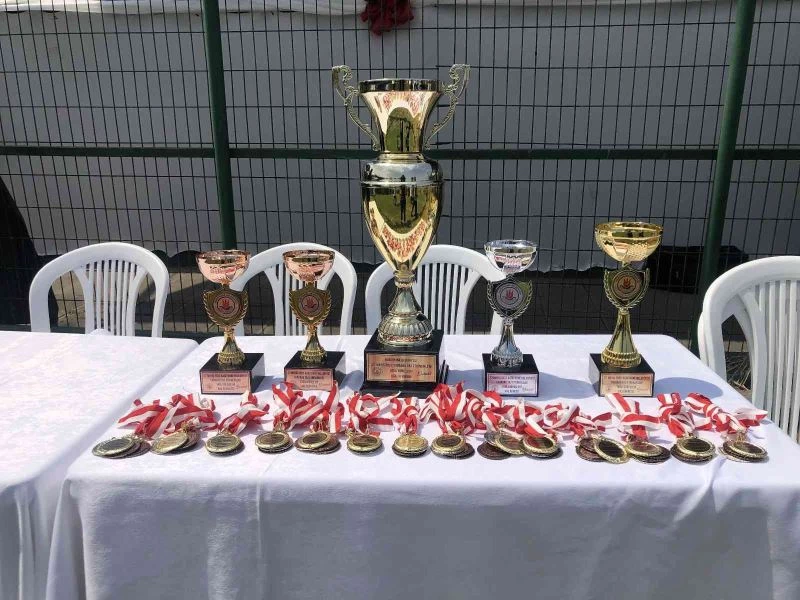 500 Pehlivan Kağıthane’de er meydanına çıktı
