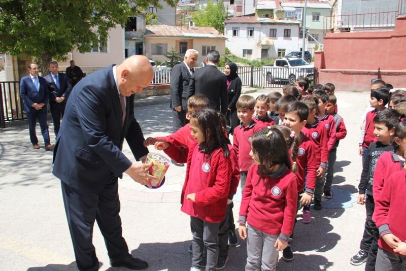 Bayburt’ta “Atık Pil Toplama Yarışması” birincisi belli oldu
