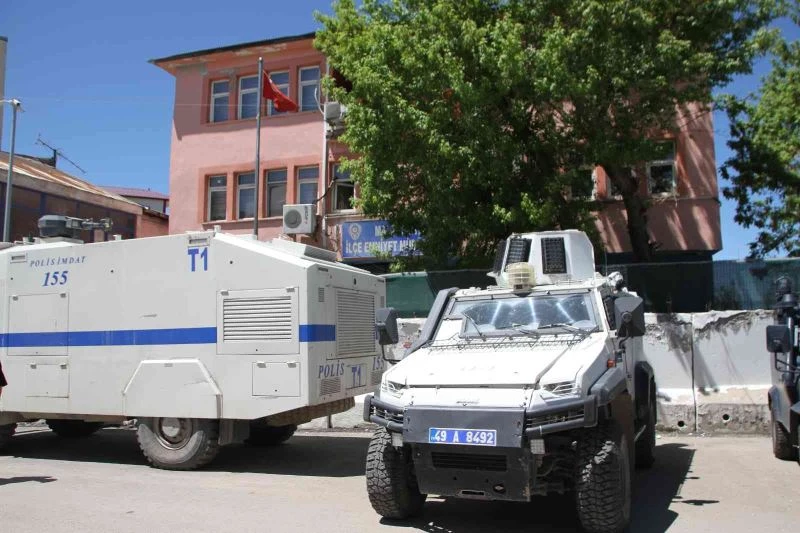 Ehliyet sınavına kamera ve ses sistemi ile giren kişi yakalandı
