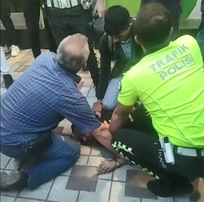 ATM’leri parçalayan baltalı saldırgan kıskıvrak yakalandı
