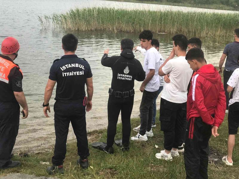 Arnavutköy’de yüzmek için göle giren çocuk boğularak hayatını kaybetti
