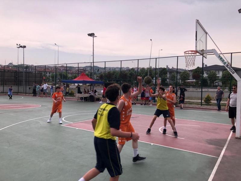 Sokaklar bizim 3x3 basketbol turnuvası heyecana sahne oldu
