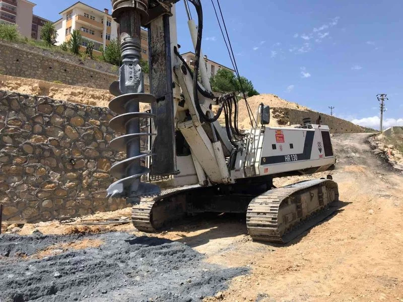 Başkan Vidinlioğlu, 20 yıllık heyelan sorununa neşter vurdu
